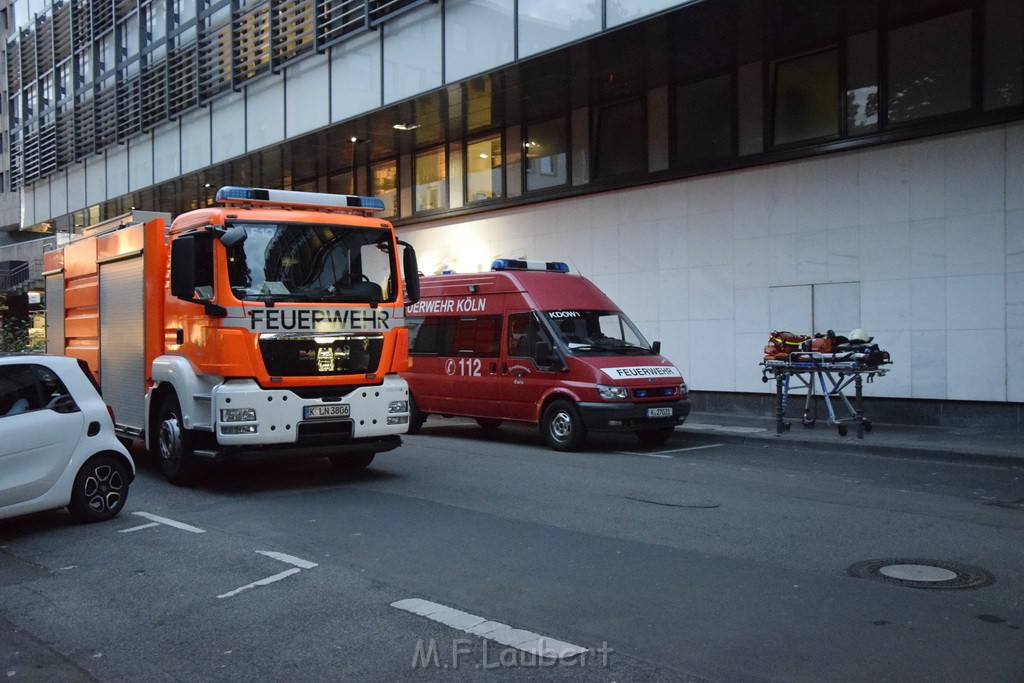 Feuer 2 WDR Koeln Altstadt Nord An der Rechtschule P152.JPG - Miklos Laubert